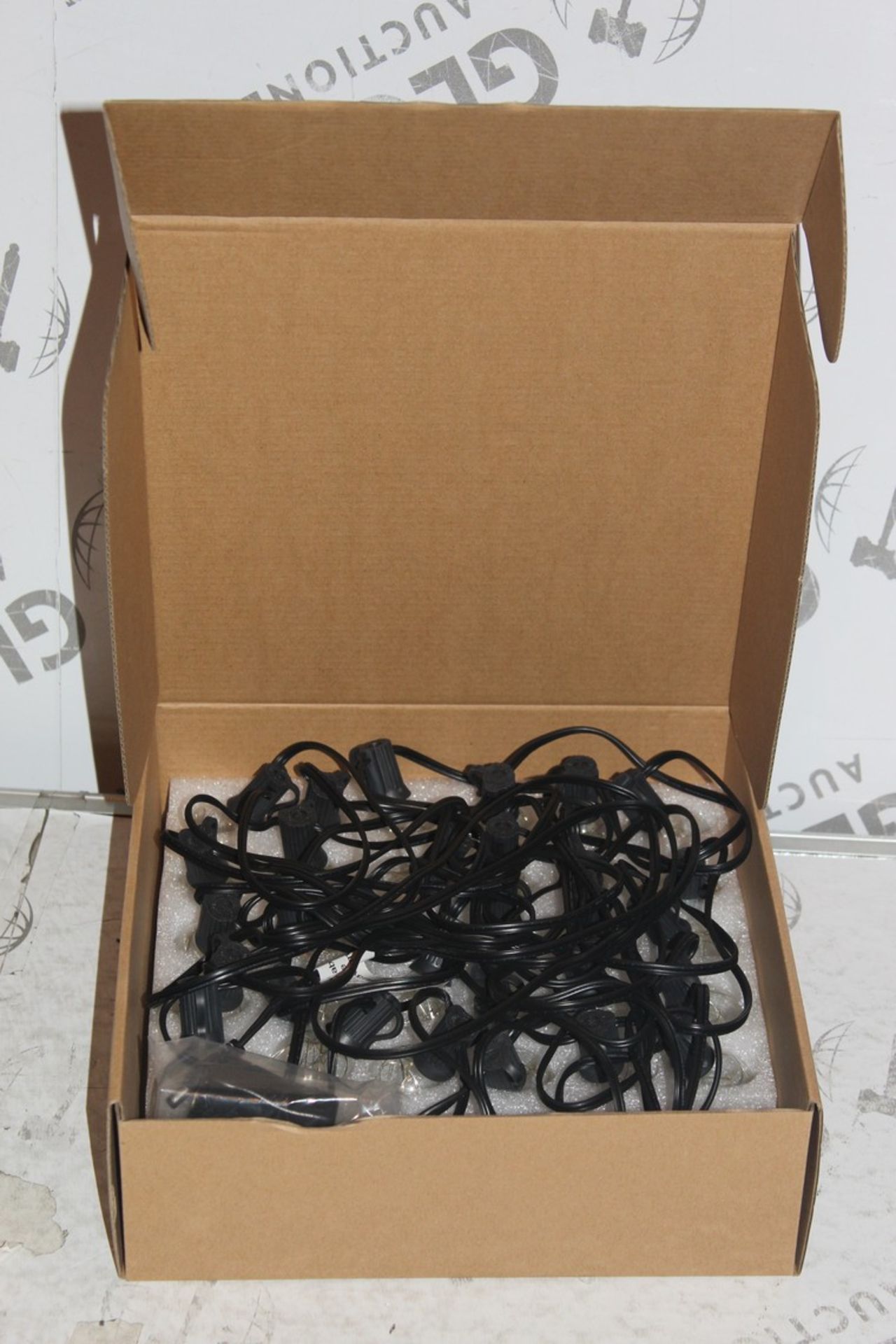 Lot To Contain 4 Boxed Brand New Sets Of Brand New Sets Of G40 Global LED String Lights Combined RRP