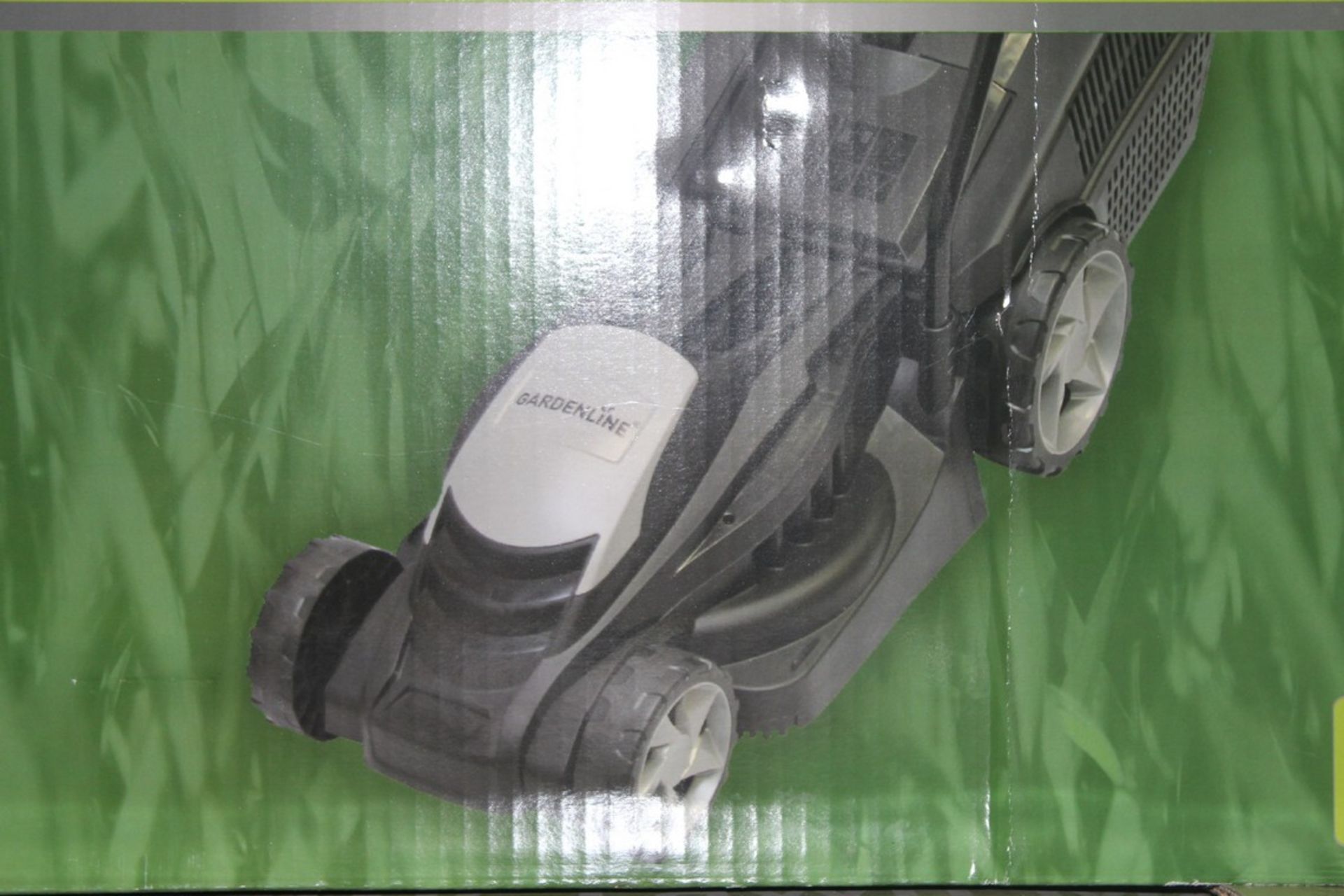 Boxed Gardenline Electric Lawn Mower RRP £40 (Public Viewing and Appraisals Available)