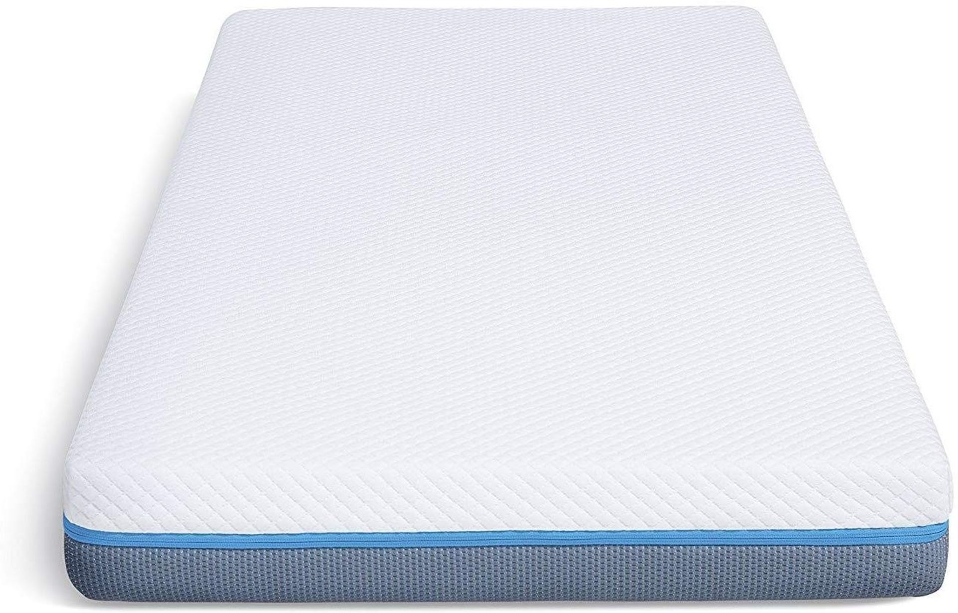 Brand New Boxed Double 4.6ft Simba Style Memory Foam Mattress. Knitted Fabric Zip On Cover In Modern