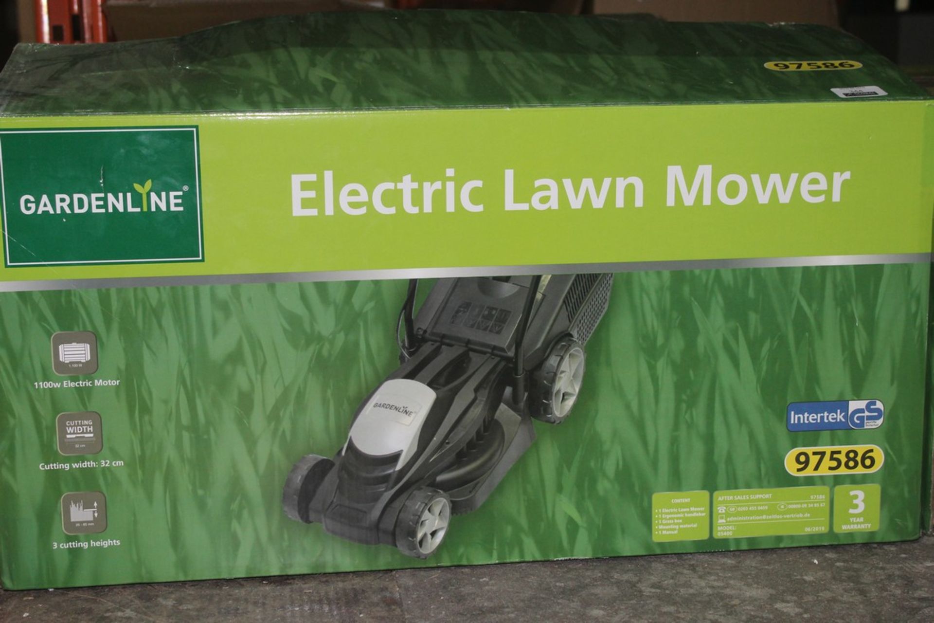 Boxed Gardenline Electric Lawn Mower RRP £40 (Public Viewing and Appraisals Available)