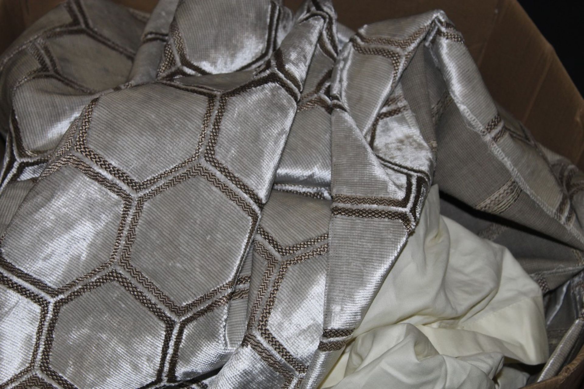 Boxed Pair of Hotel Superior Quality Multi Tab Headed Hexagonal Print Curtains RRP £2,000 (