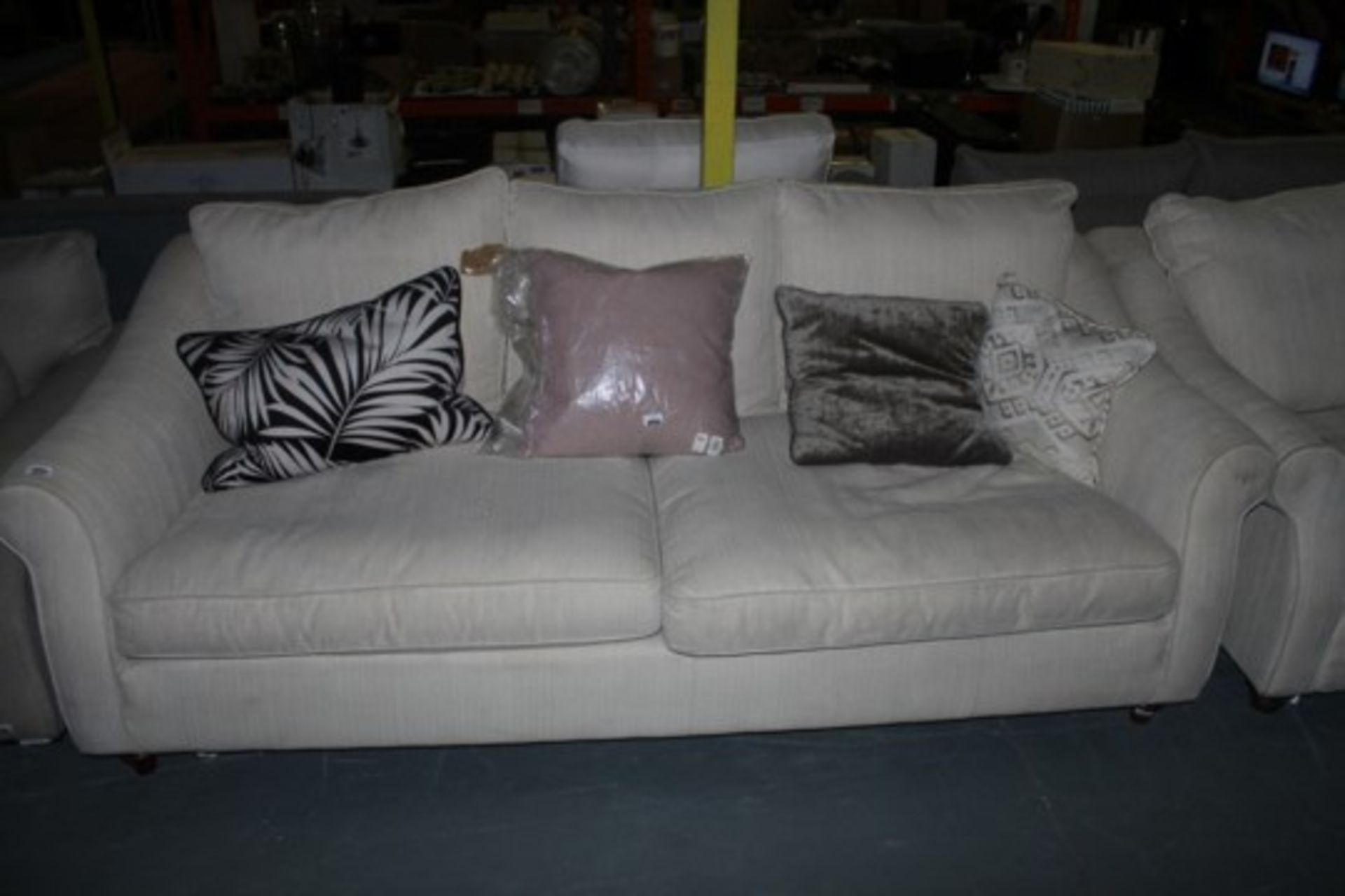 Herringbone Fabric Upholstered 3 Seater Living Room Sofa (Public Viewing and Appraisals Available)