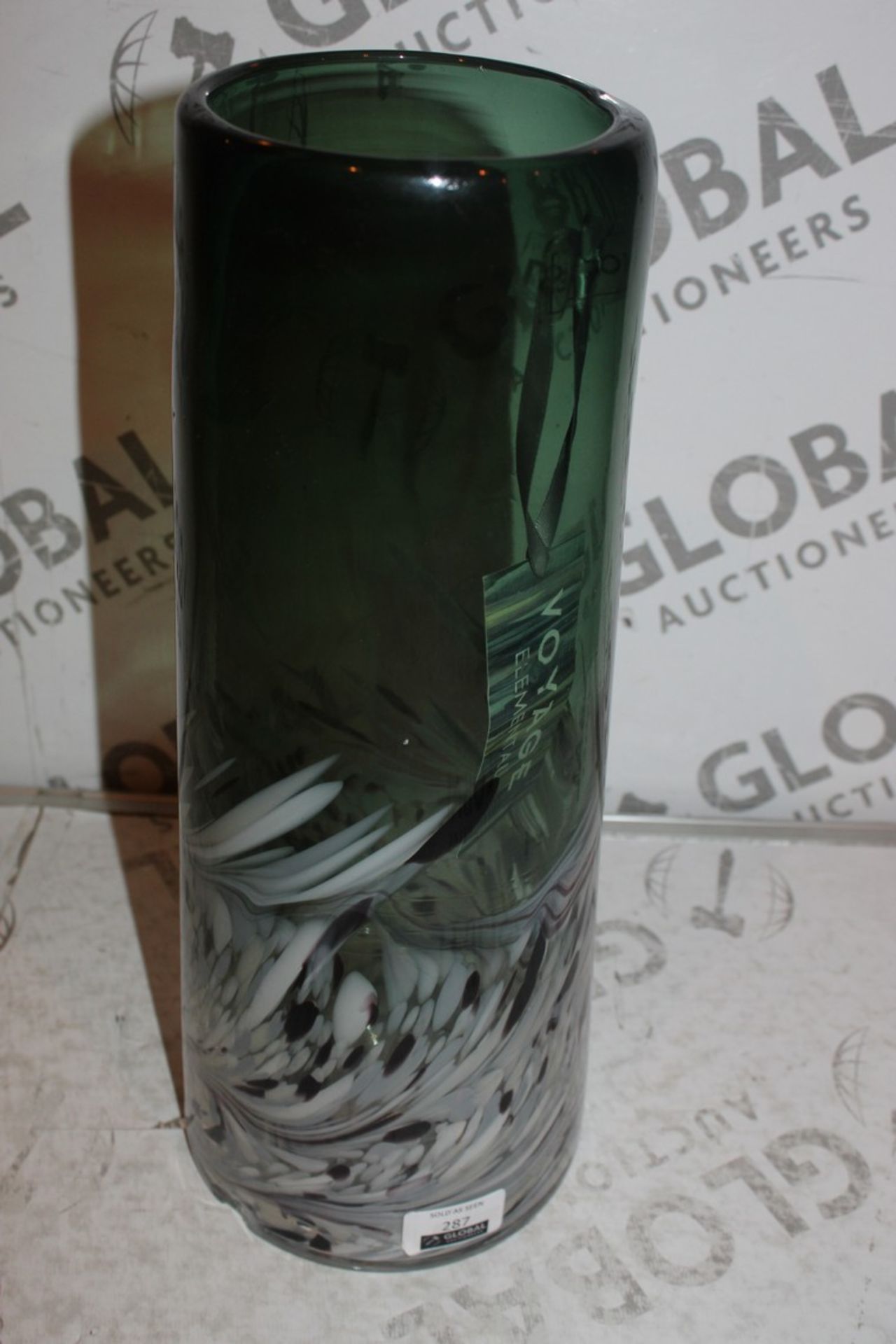 Boxed Voyage Artistic Glassware Designer Vase RRP £50 (3045891) (Public Viewing and Appraisals