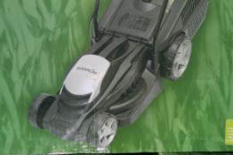 Boxed Gardenline 1100W Electric Lawn Mower RRP £40 (Public Viewing and Appraisals Available)