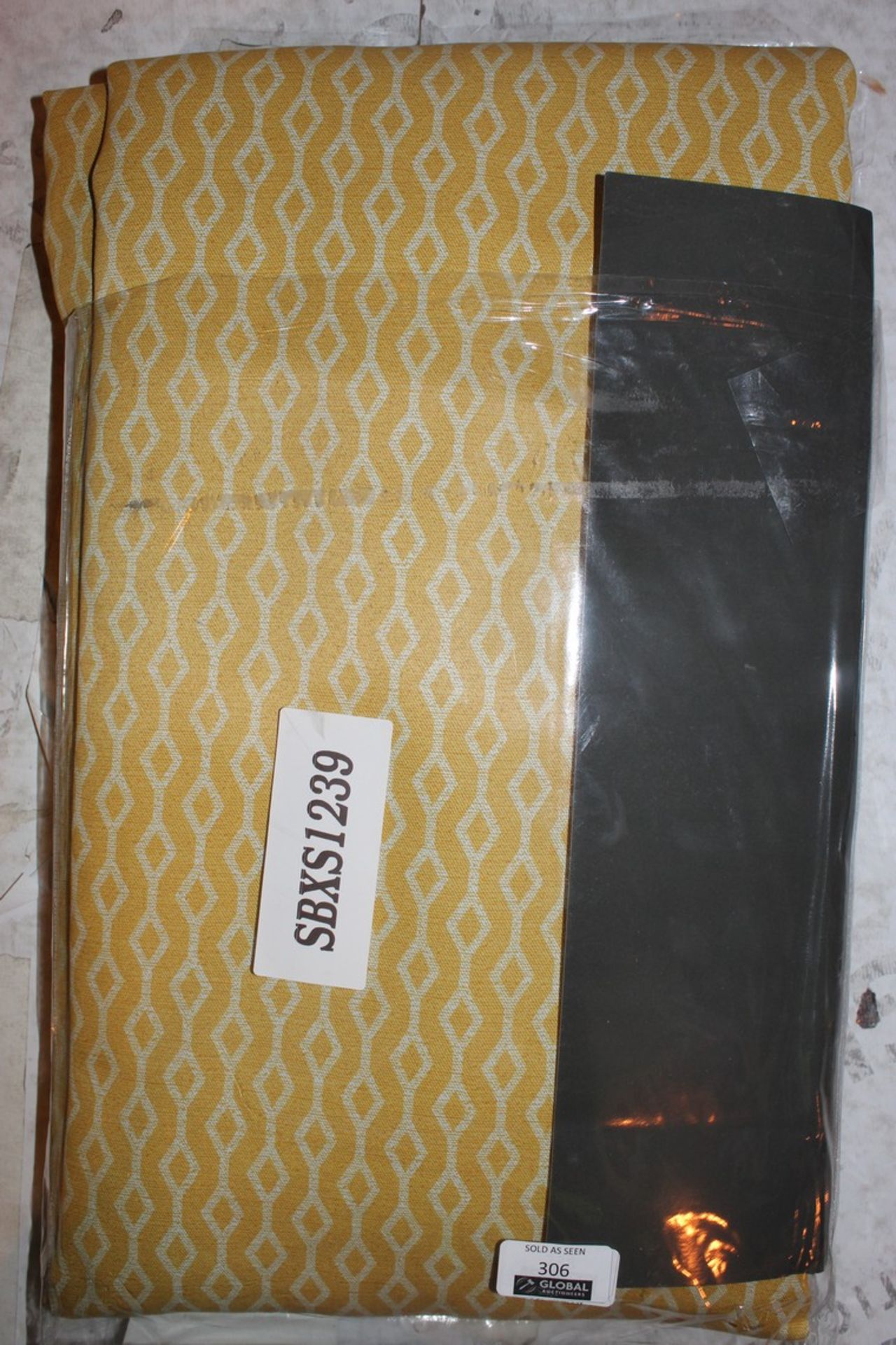 Bagged Pair of 168 x 229cm Enhanced Living Curtains RRP £45 (Public Viewing and Appraisals