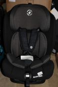 Boxed Maxi Cosy Nomad Black In Car Safety Seat RRP £200 (3390209) (Public Viewing and Appraisals