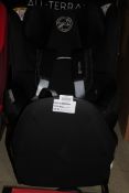 Cybex Gold In Car Infants Safety Seat with Infants Safety Base RRP £170 (RET00351723) (Public