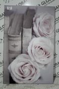 Floral Canvas Wall Art Picture RRP £65 (10871) (Public Viewing and Appraisals Available)