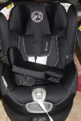 Cybex Gold In Car Infant Safety Seat & Safety Base RRP £260 (Retoo208742) (Public Viewing and