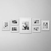 Boxed Gallery Perfect 7 Piece Hang Your Own Picture Frame Set RRP £60 (3348928) (Public Viewing