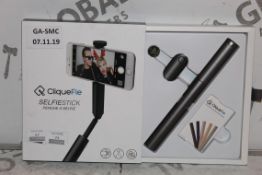 Boxed Cliquefie Space Grey Selfie Stick RRP £55