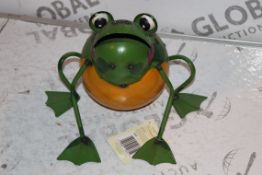 Lot to Contain 3 Boxed Frankie The Frog Metal Decorative Frogs (Public Viewing and Appraisals