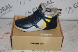 Boxed Brand New Size US9.5 EU43 One Mix Navy Blue Grey and Yellow Fur Lined Gents Trainers RRP £44.