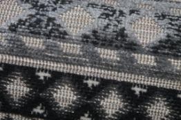 Blue and Grey Designer Area Floor Rug RRP £60 (9461) (Public Viewing and Appraisals Available)