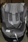 Cybex Gold In Car Kids Safety Seat with Base RRP £260 (RET00219674) (Public Viewing and Appraisals