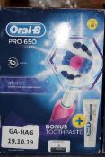 Boxed Oral B Pro650 by Brahn 3D Action Electric Toothbrush RRP £80 (Public Viewing and Appraisals