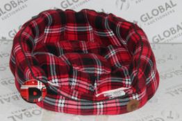 Pet Face Large Red and Black Check Dog Bed (15272) (Public Viewing and Appraisals Available)