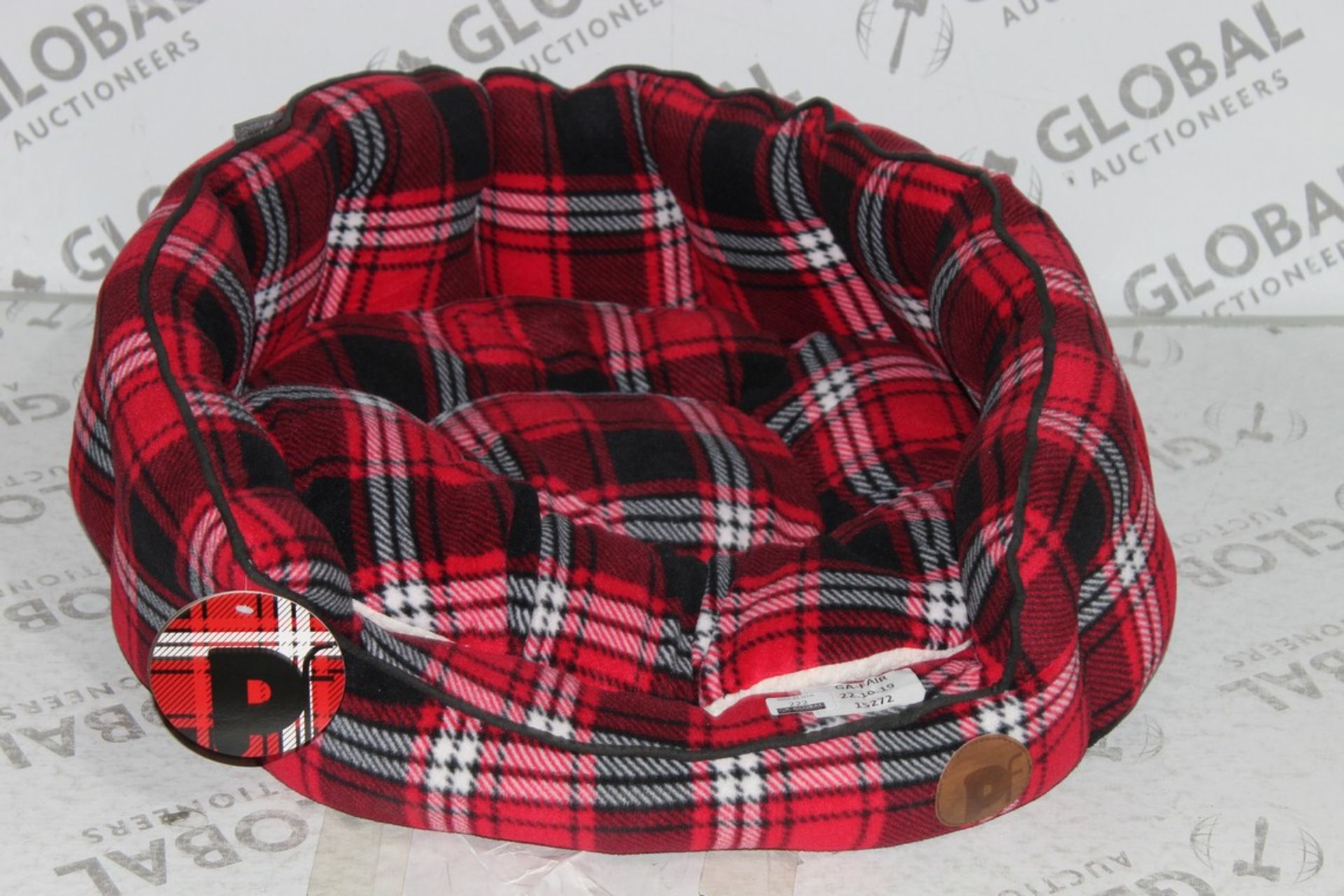 Pet Face Large Red and Black Check Dog Bed (15272) (Public Viewing and Appraisals Available)