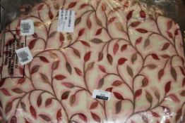 Leaf Print Garden Scatter Cushions RRP £10 Each (3426673) (Public Viewing and Appraisals Available)