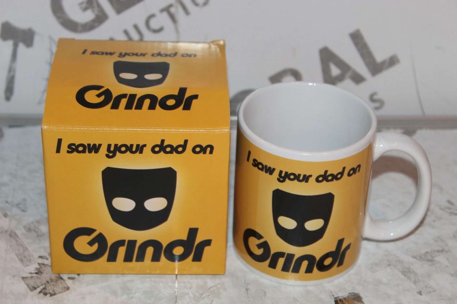 Lot to Contain 4 Brand New I Saw Your Dad on Grinder Mugs