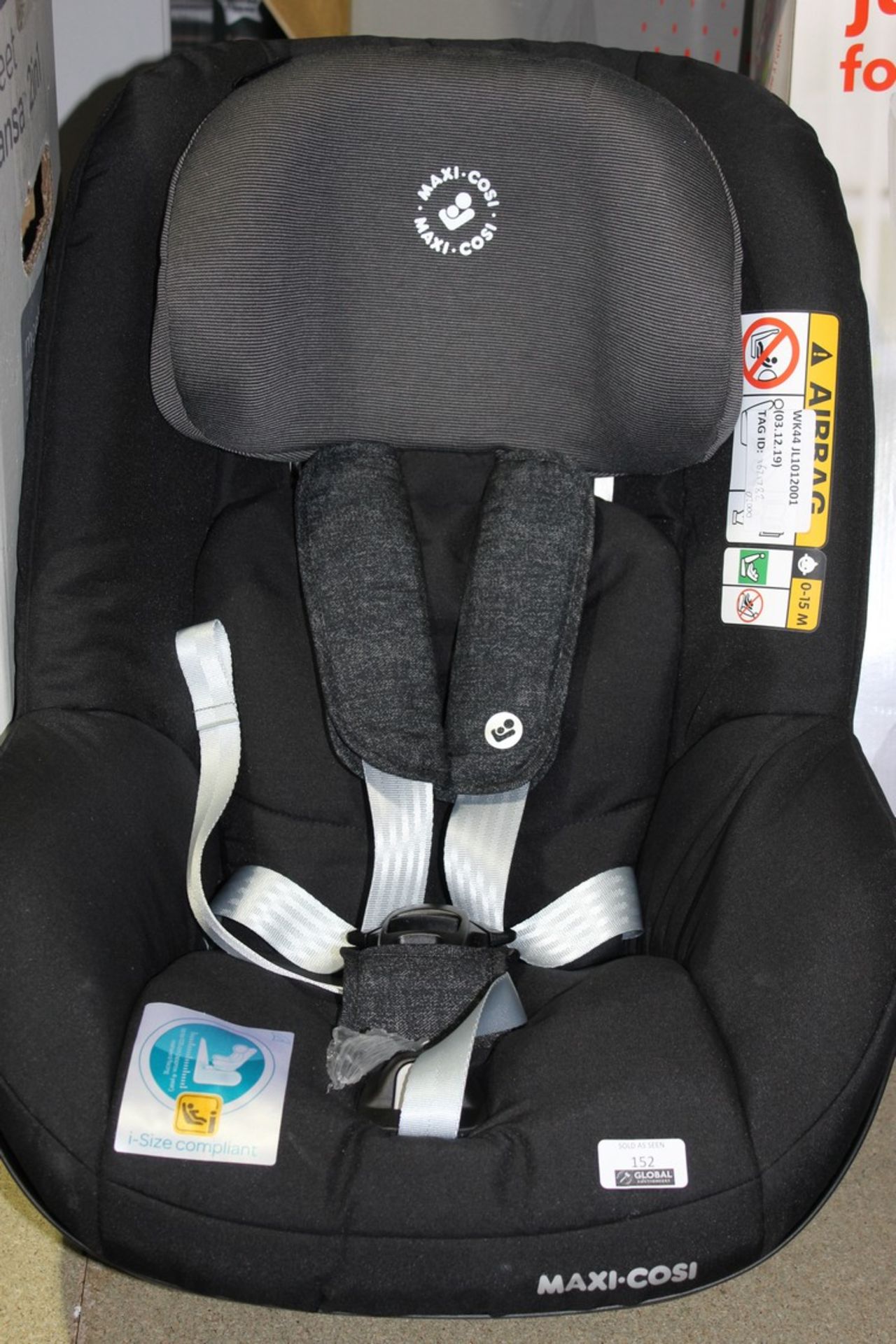 Maxi Cosy Pearl Smart In Car Kids Safety Seat RRP £200 (1671782) (Public Viewing and Appraisals