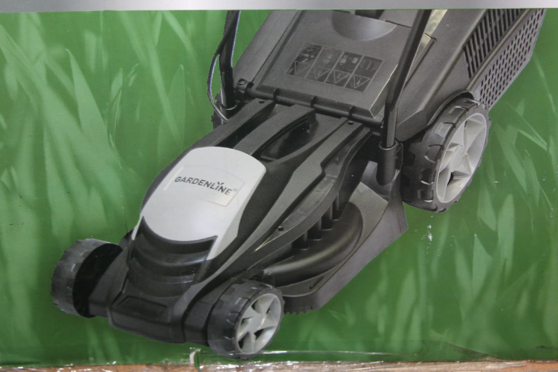 Boxed Gardenline Electric Lawn Mowers RRP £35 Each (Public Viewing and Appraisals Available)