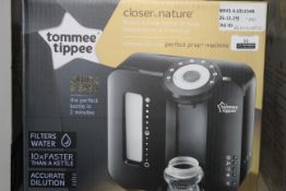 Boxed Tommee Tippee Closer to Nature Perfect Preparation Bottle Warming Station in Black Edition RRP