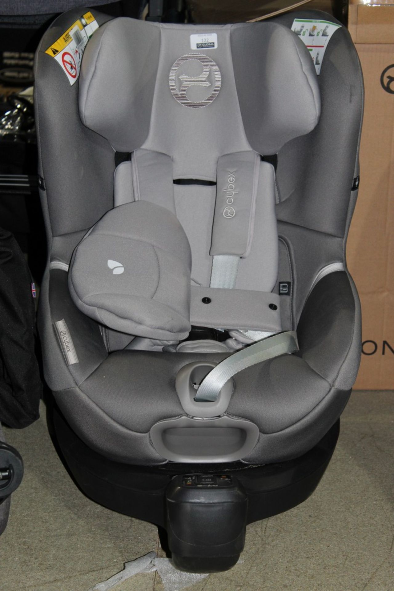 Cybex Gold In Car Children's Safety Seat with Base RRP £250 (RET00629036) (Public Viewing and