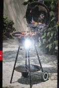 Boxed Expert Grill 43cm Kettle Charcoal BBQ RRP £50 (Public Viewing and Appraisals Available)