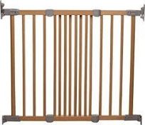 Lot to Contain 5 Assorted Baby Safety Gates by Baby Dan and Other Combined RRP £150 (Public