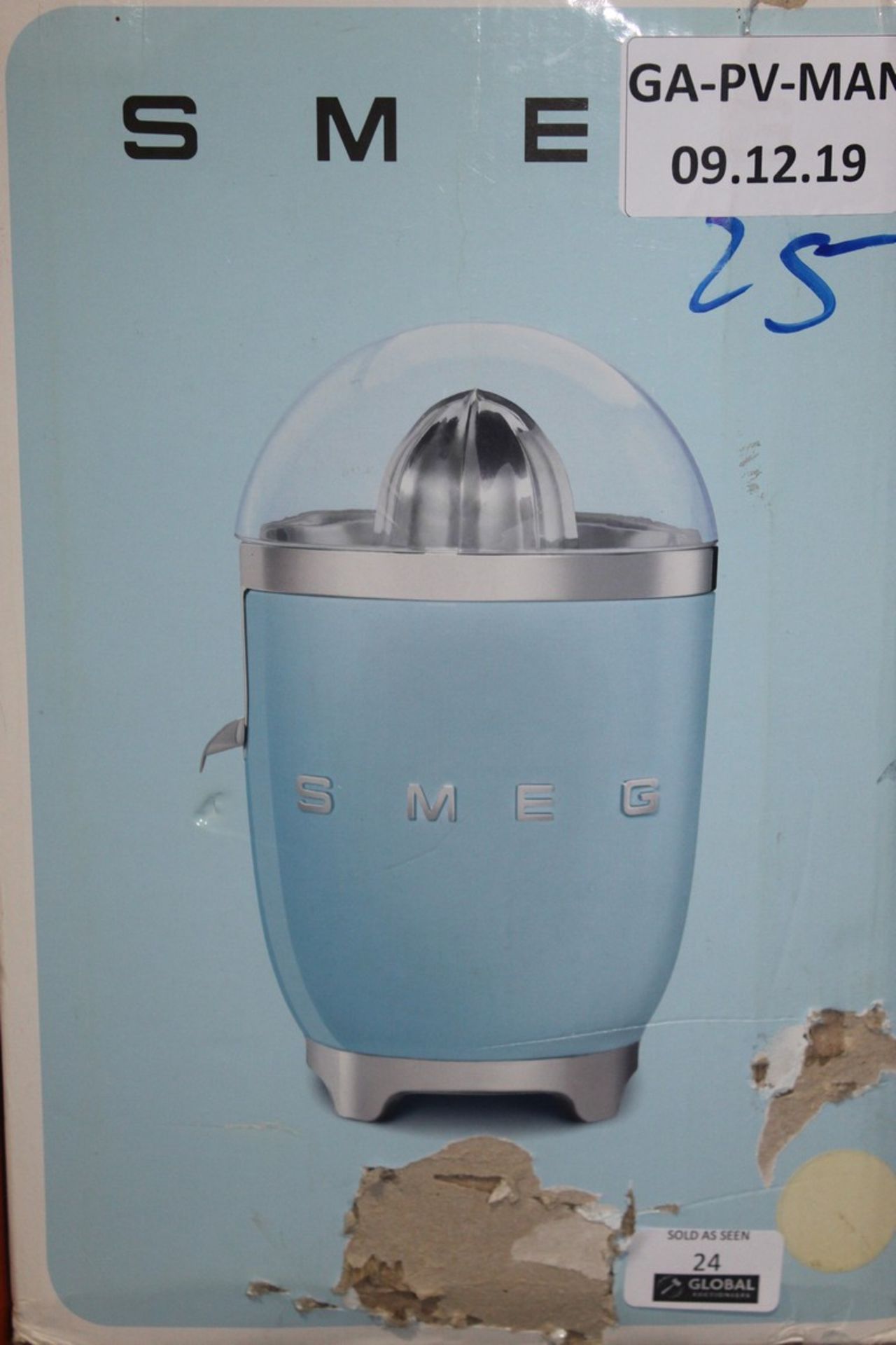 Boxed Smeg Cream Fruit Juicer RRP £130 (Image For Illustration Purposes Only, Package Shows Blue