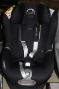Cybex Gold In Car Kids Safety Seat with Base RRP £250 (RET00219704) (Public Viewing and Appraisals