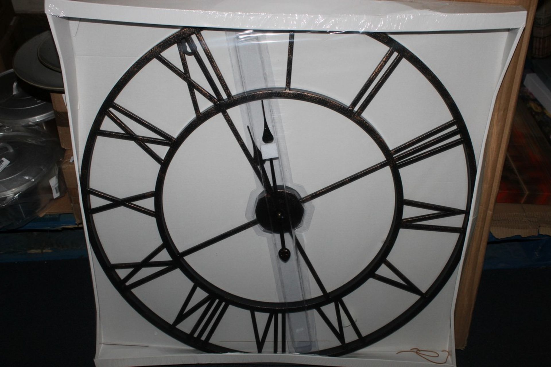 Boxed Premier Interiors Black and Gold Effect Wall Clock RRP £80 (Public Viewing and Appraisals