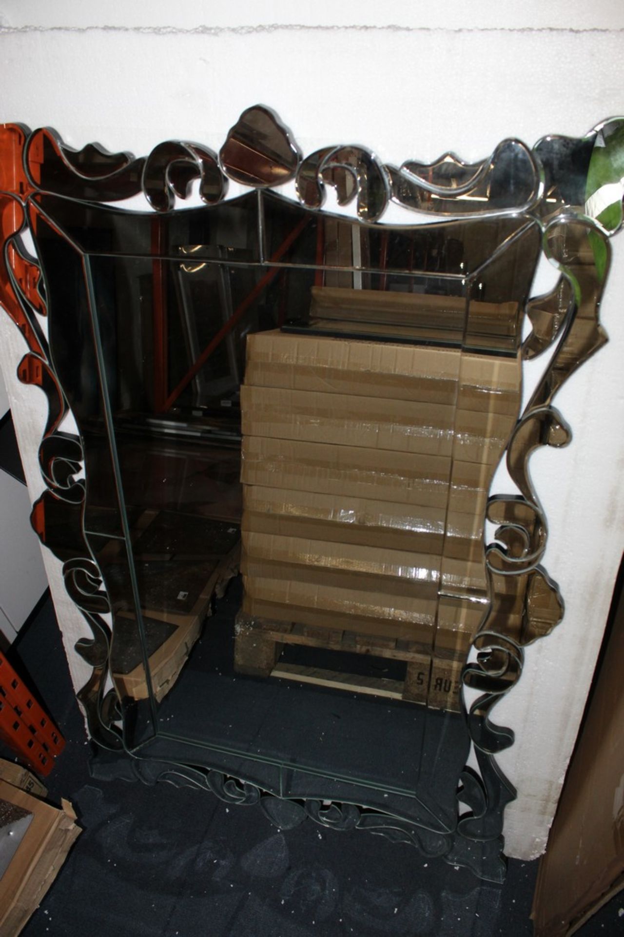 Boxed 80 x 120cm Designer Mirror (15TMT001) RRP £500