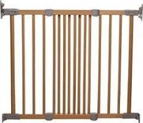 Lot to Contain 5 Boxed Assorted Baby Gates and Safety Gates Combined RRP £250 (RET00507756)(