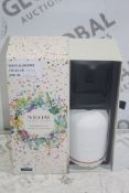 Boxed Neom Well Being Pod Scent Diffuser RRP £90 (3835092) (Public Viewing and Appraisals