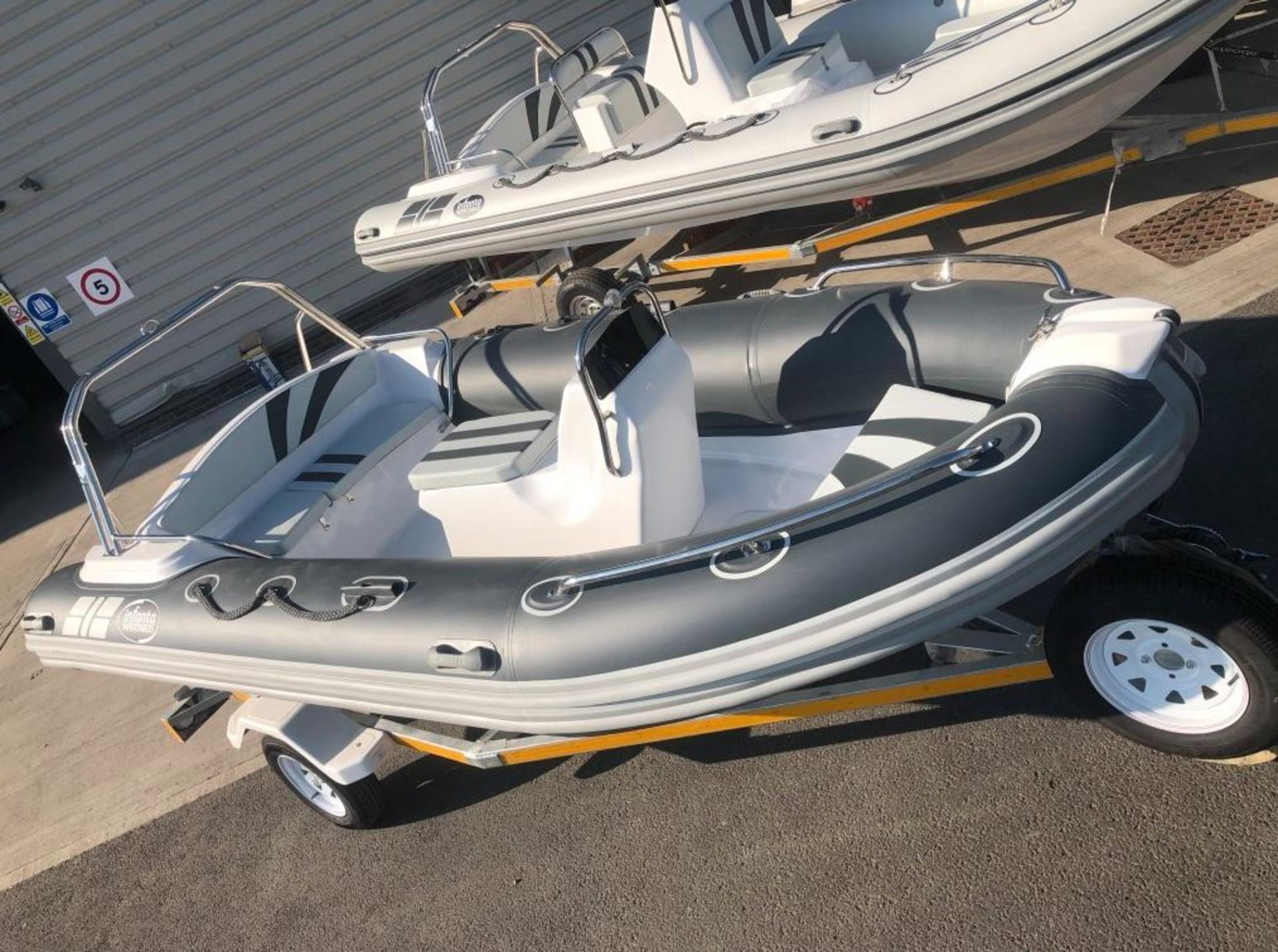 Infanta 4.7LRI Rib Complete With Trailer {104273} - Image 3 of 9