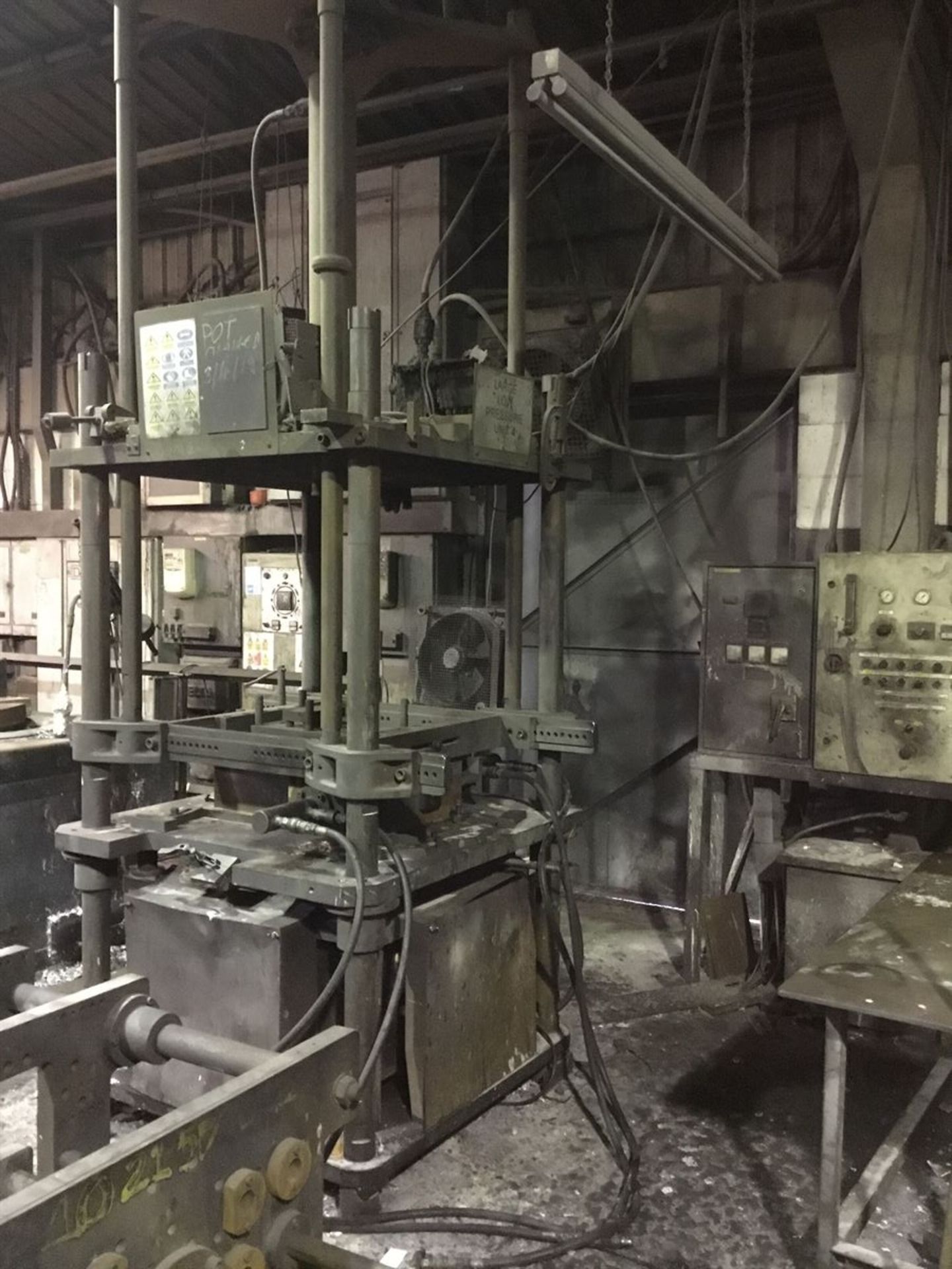 Large low pressure casting machine- Unit 4 (Excludes Die) - Image 2 of 5