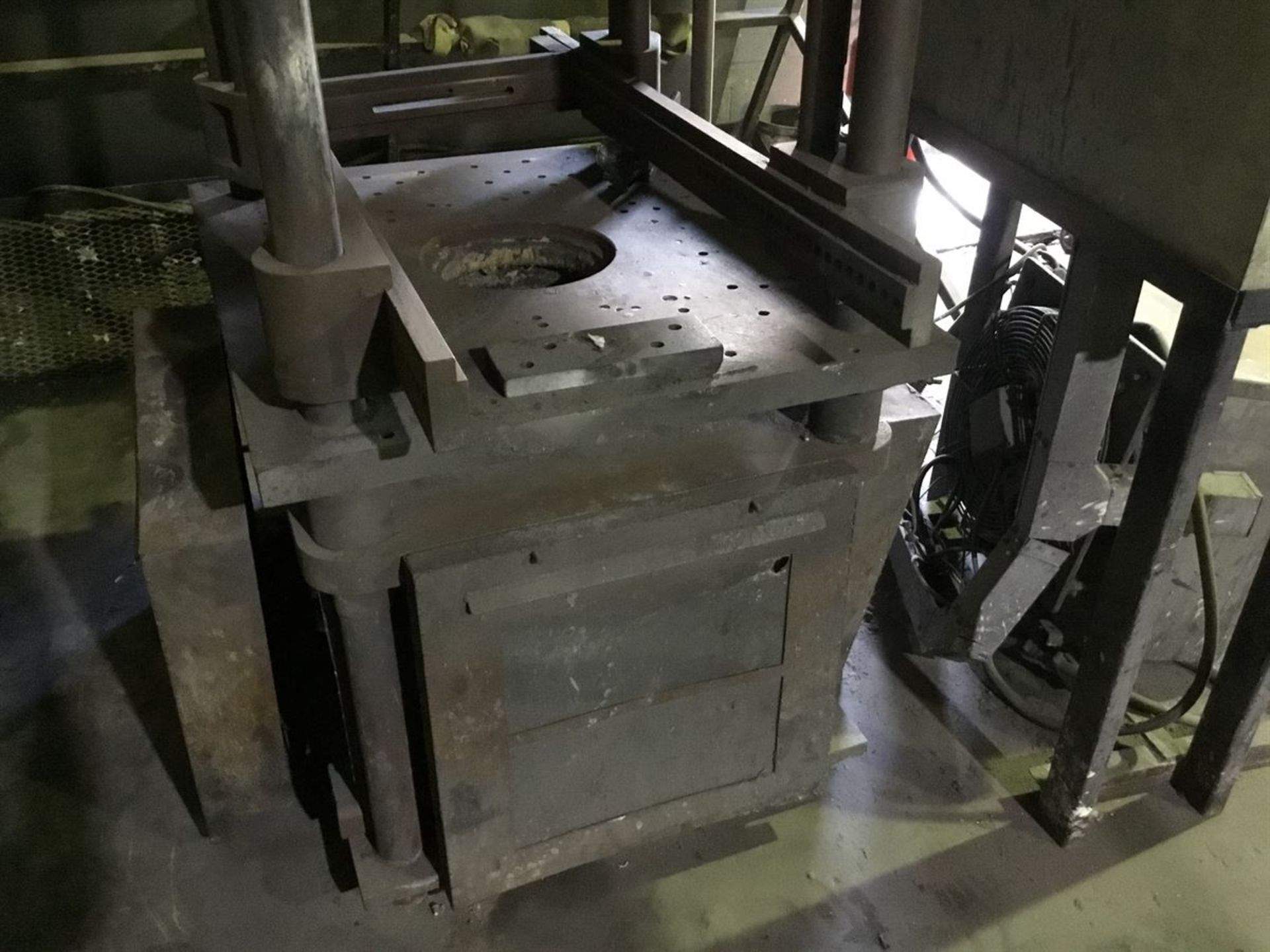 Medium low pressure casting machine- Unit 3 (Not installed) - Image 4 of 5