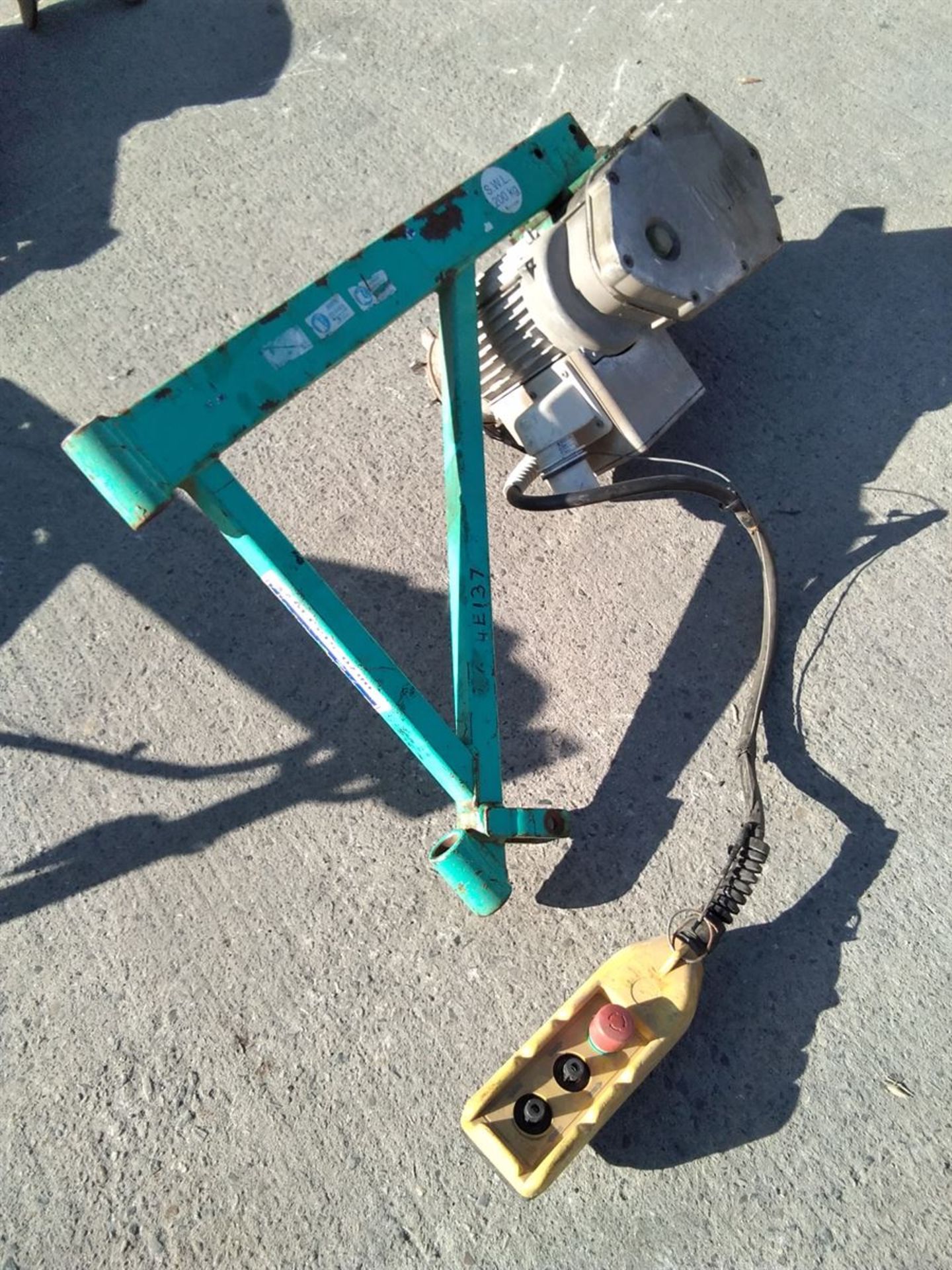 Scaffold Hoist Electric 200kg