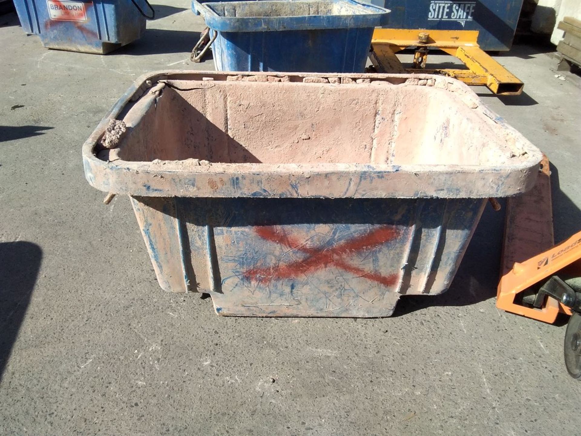 Fork Lift Mortar Tub 250L