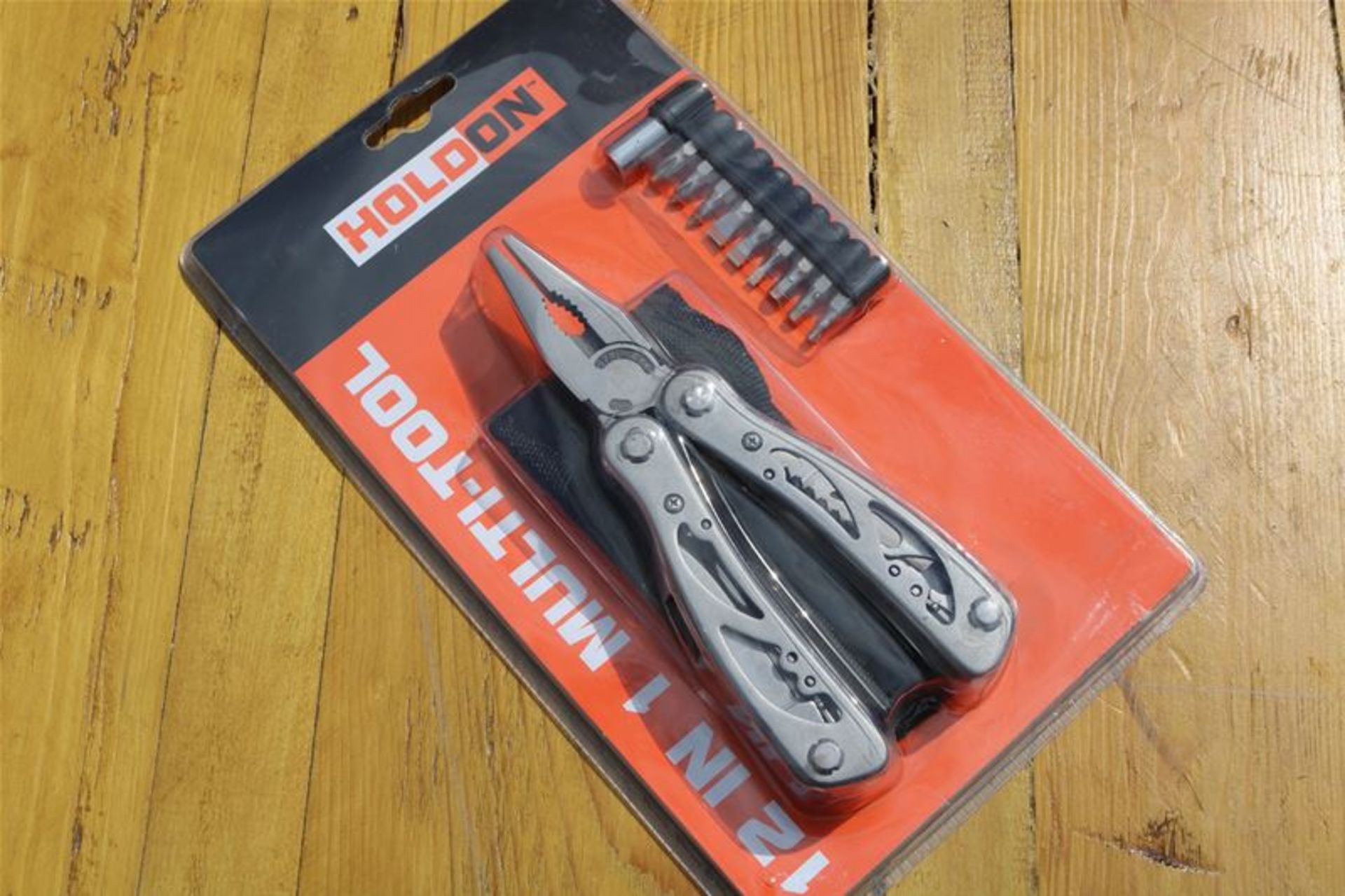 10 x HOLDON Large Multi Tool with Pouch Merchandiser of 12