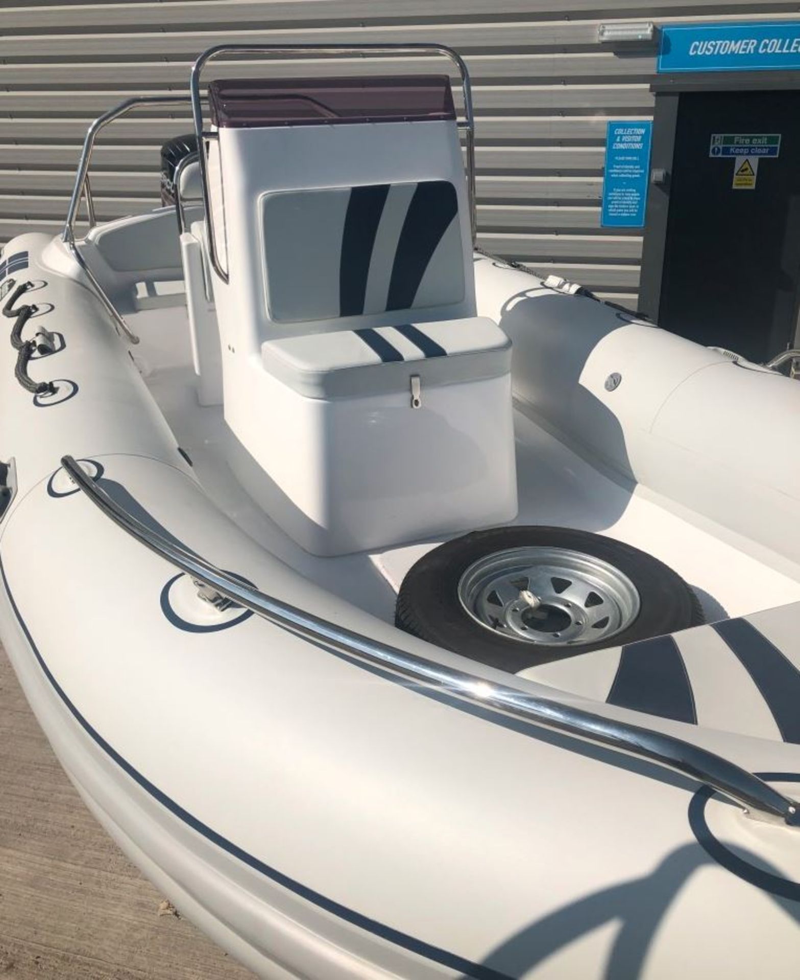 Infanta 5.8LRi Rib Complete With 115hp Mercury 4stroke and Trailer - Image 15 of 17