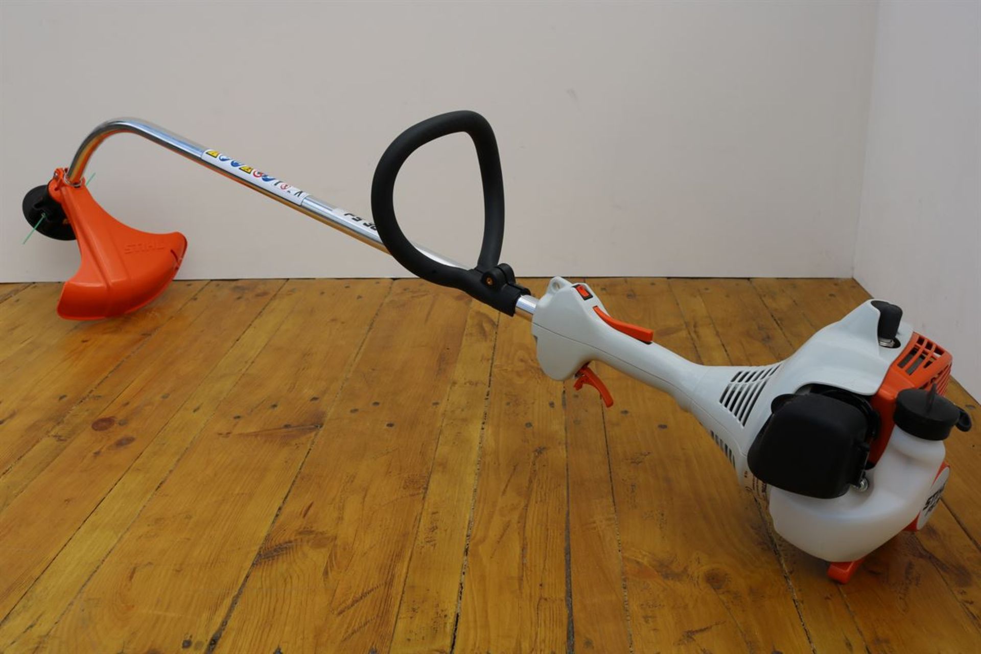 STIHL 27.2cc Petrol Grass Trimmer