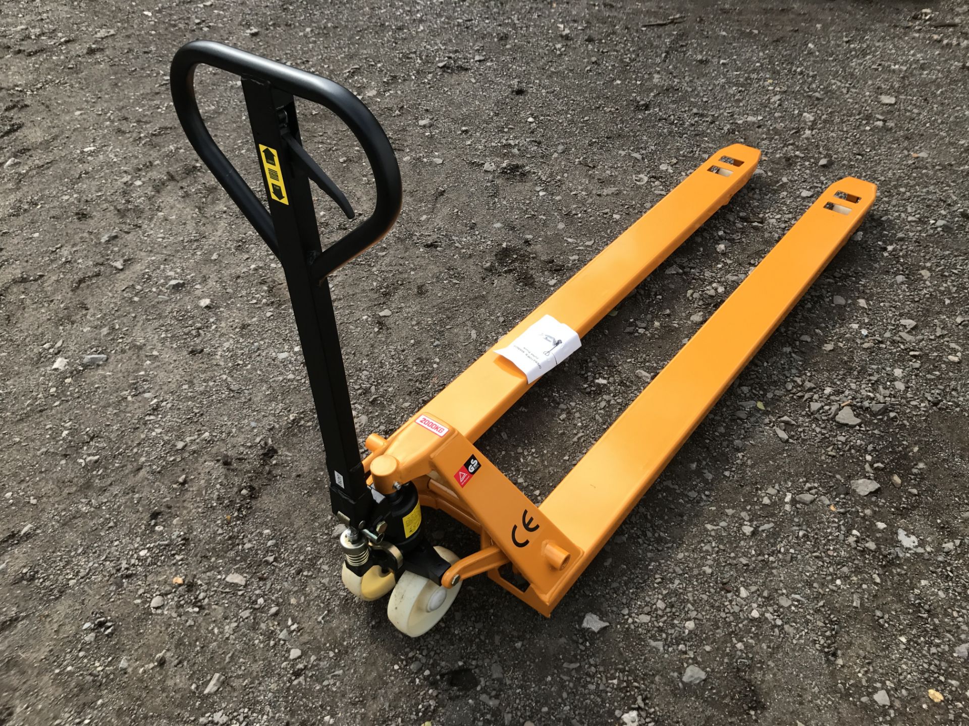 NEW UNUSED 1.8M LONG - 2 TONNE PALLET TRUCK ON NYLON WHEELS