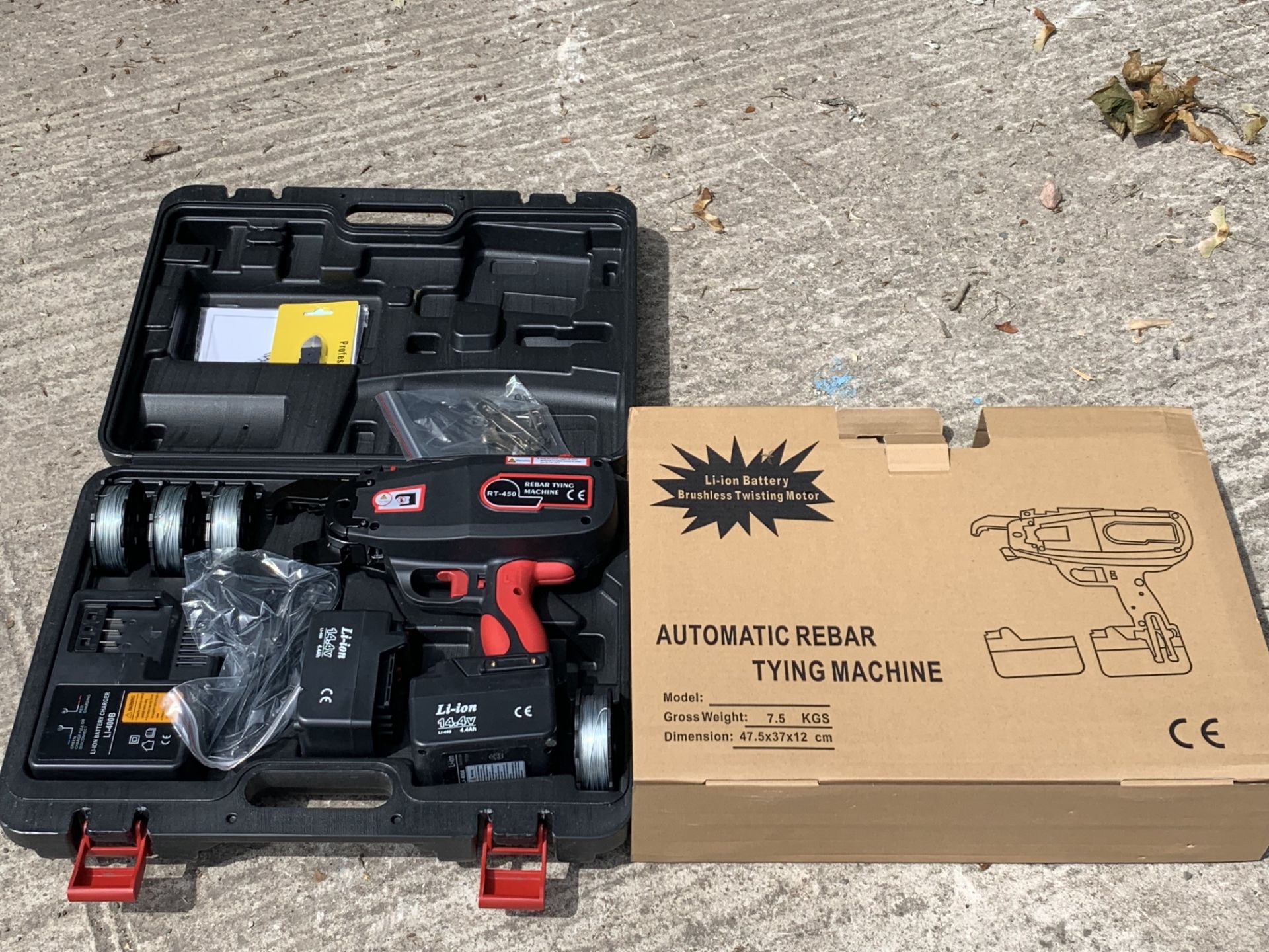 NEW BOXED RT- 450 Automatic Cordless Rebar Tier Machine range from 6-45mm