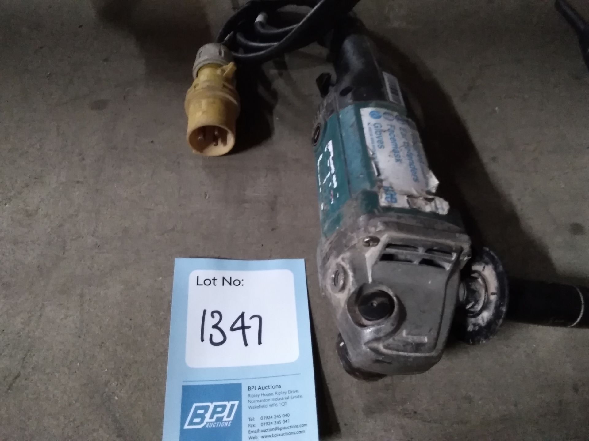 Makita Angle Grinder 110v