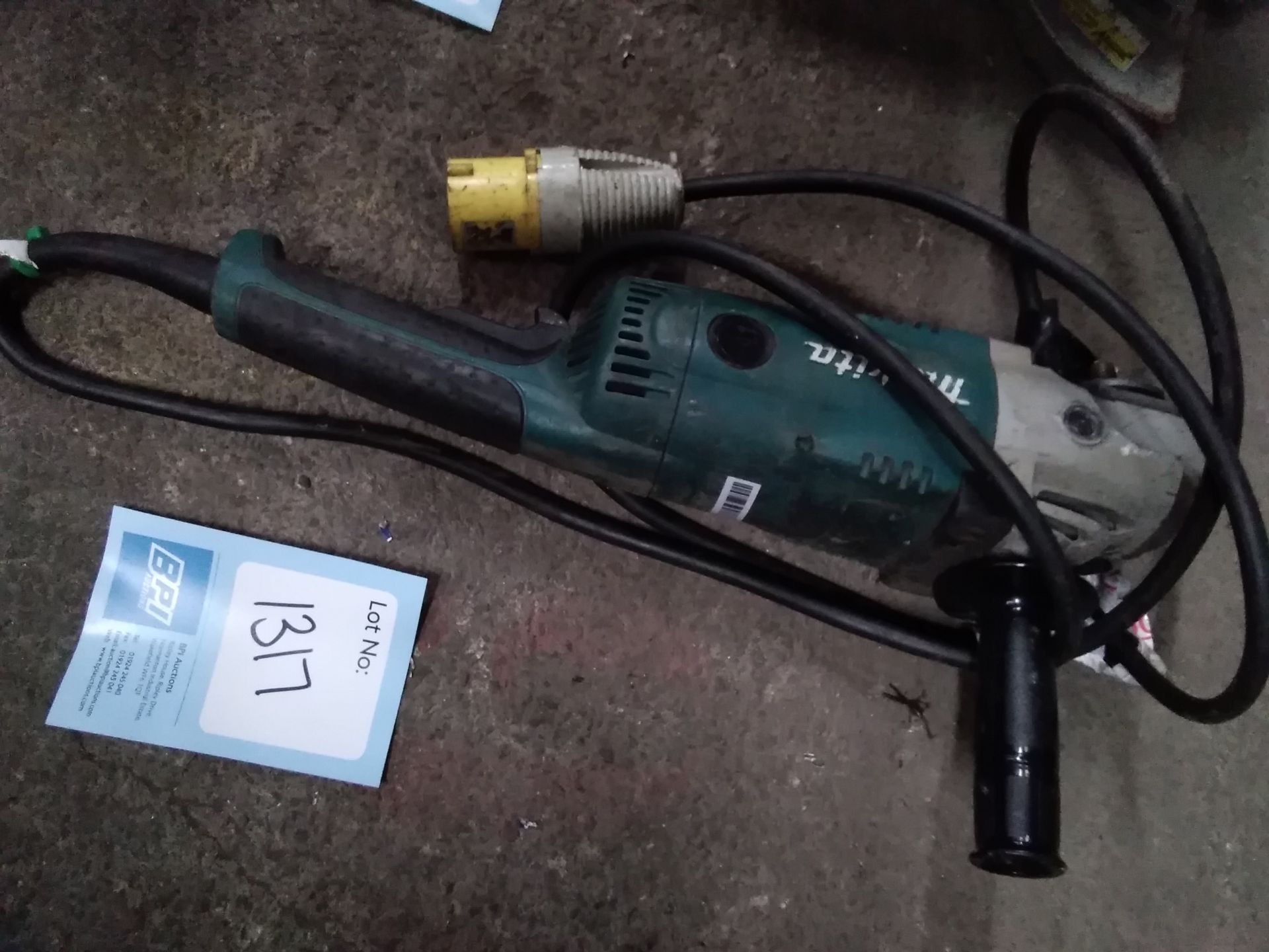 Makita Angle Grinder 110v