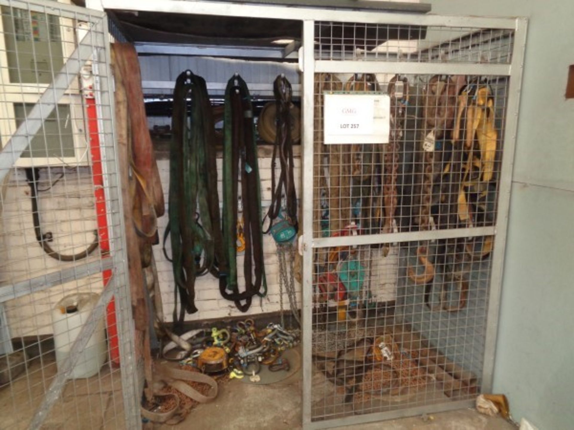 Quantity of various lifting gear to cage as lotted