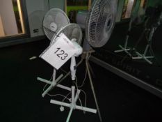 3 x Free standing fans